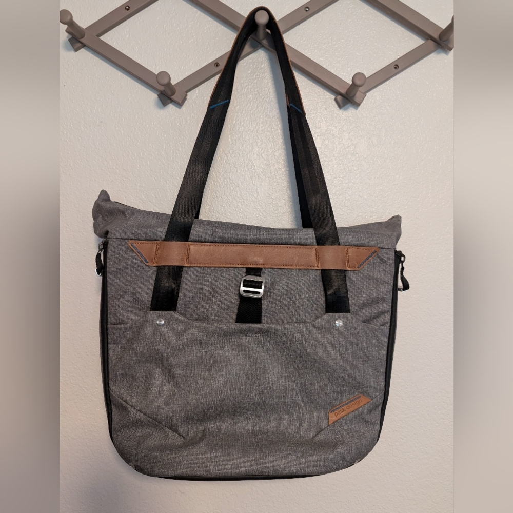 Peak Design Everyday Tote Bag